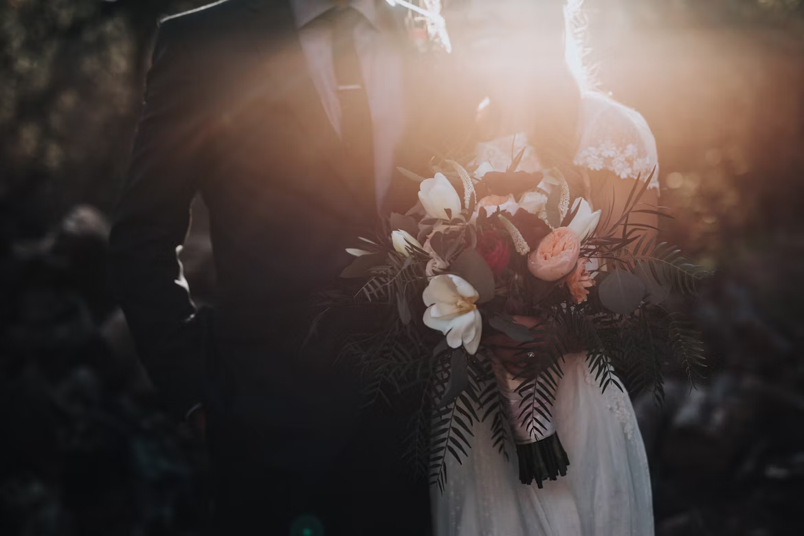 Elegant wedding celebration — outdoor ceremony
